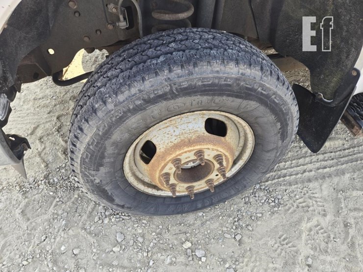 2011-ford-f350-image-4