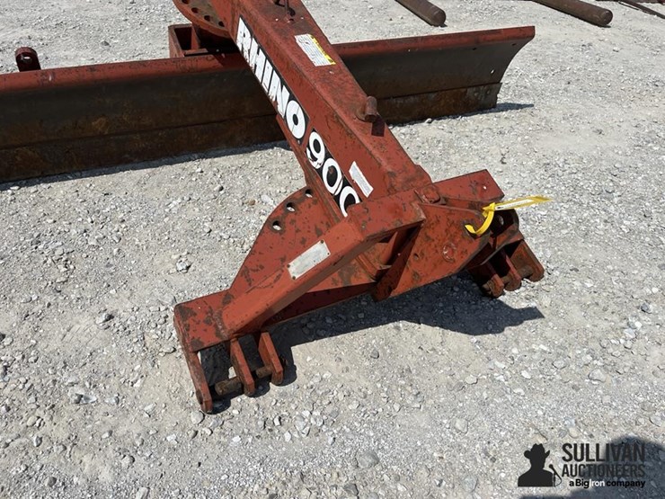 rhino-900-image-14