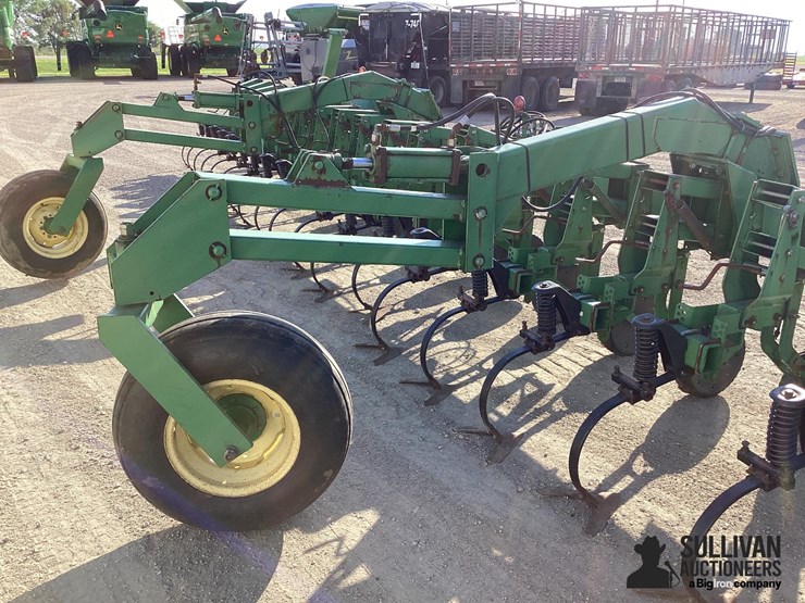 john-deere-856-image-18