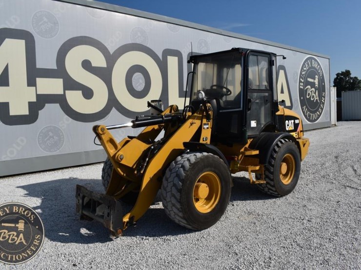 2011-caterpillar-908h-image-7