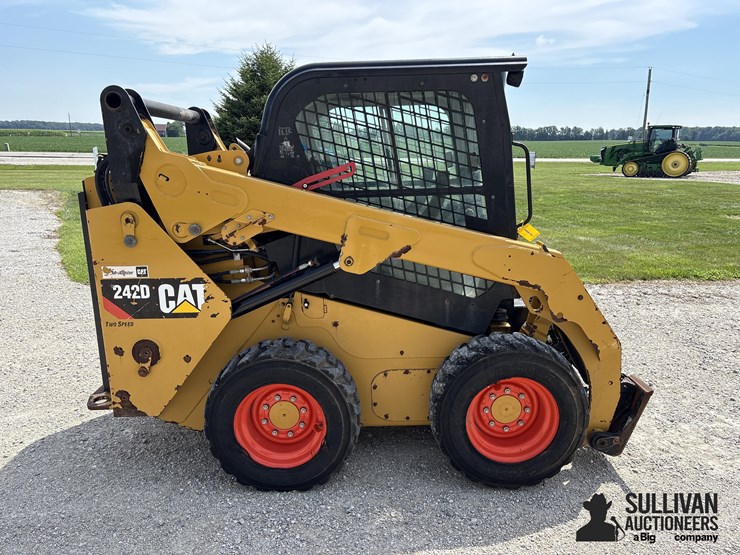 caterpillar-242d-image-4