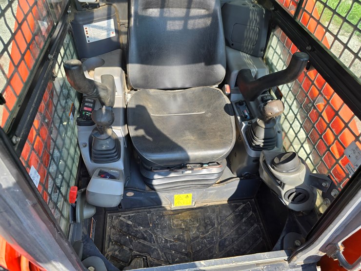 2018-kubota-svl75-2-image-60