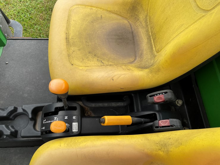 2010-john-deere-2010-image-33