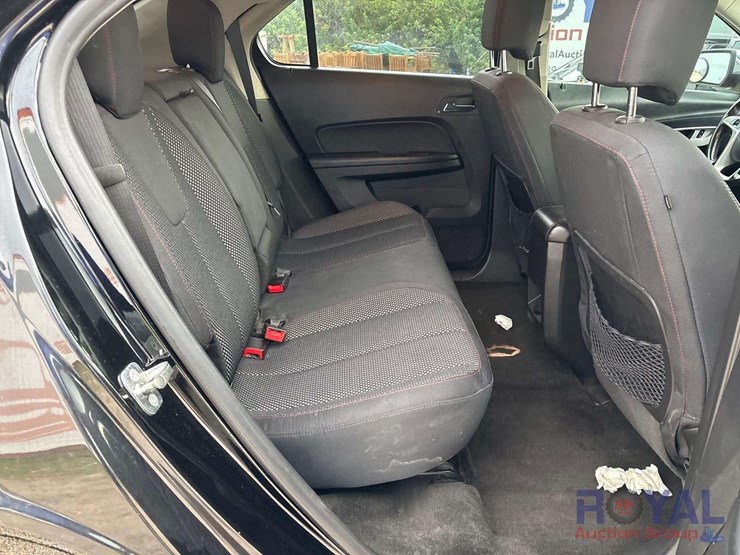 2015-chevrolet-equinox-image-23