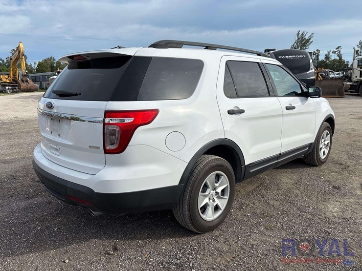 2014-ford-explorer-image-3