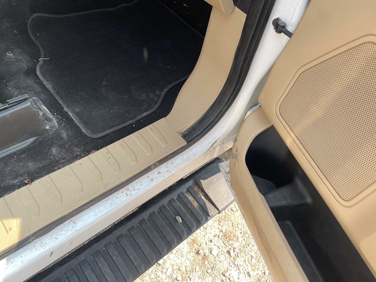 2019-ford-f350-xlt-image-17