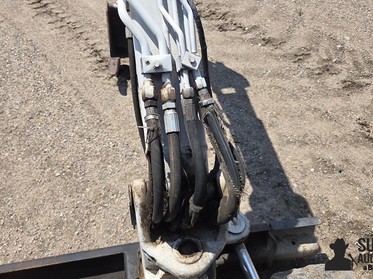 2001-bobcat-322d-image-16