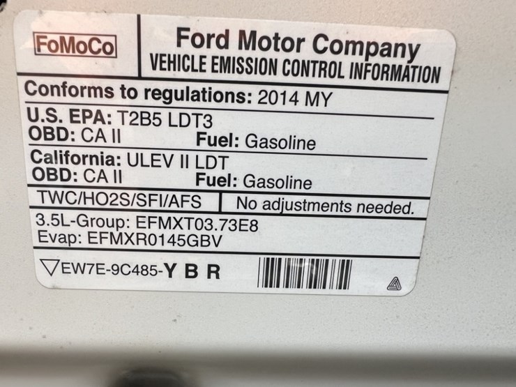 2014-ford-explorer-image-29