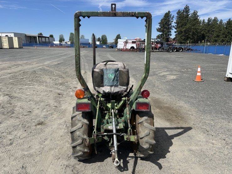 john-deere-670-image-4