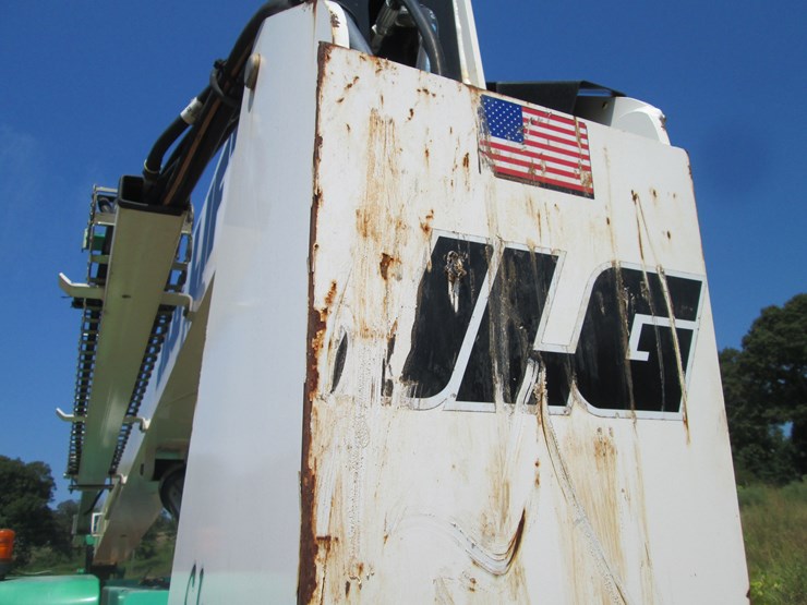 2015-jlg-600ajn-image-6