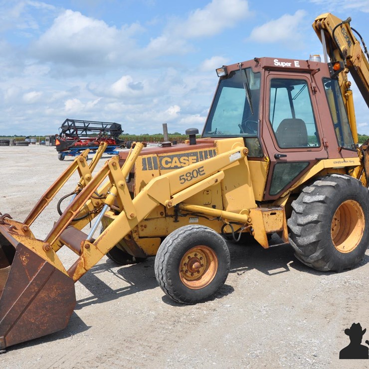 CASE 580E