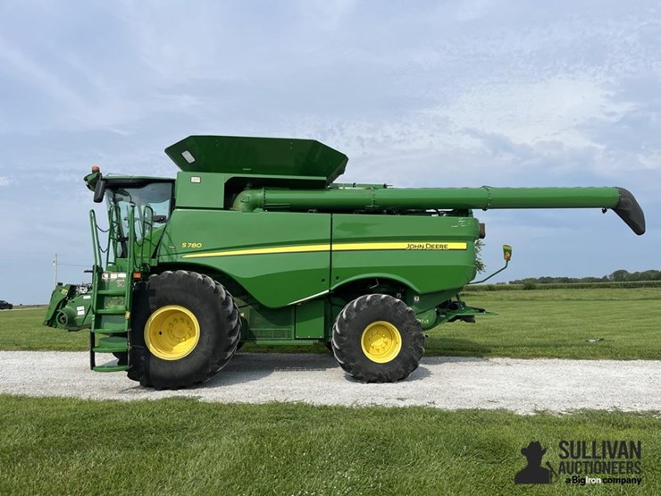 2018-john-deere-s780-image-8