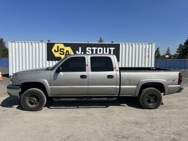 2003-chevrolet-silverado-1500hd-image-2