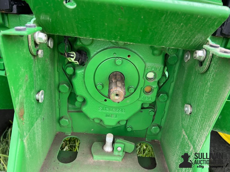 2023-john-deere-5067e-image-16