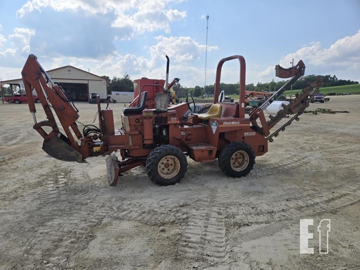 1985-ditch-witch-3210-image-4