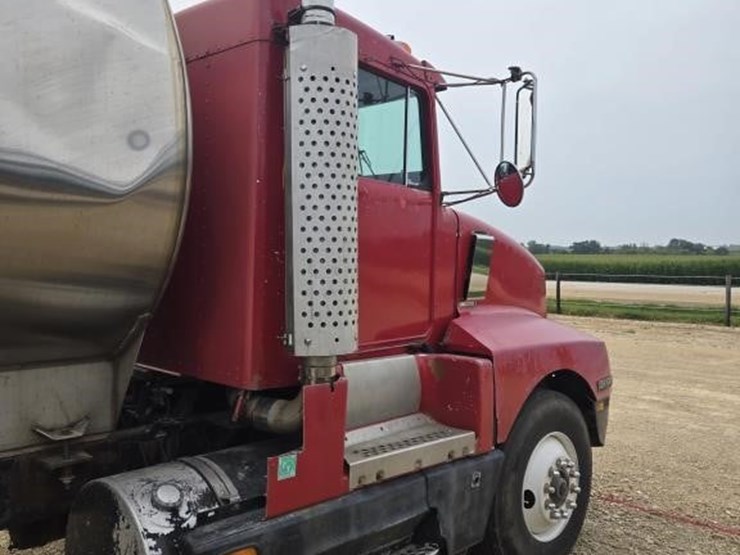 1989-kenworth-t600-image-5