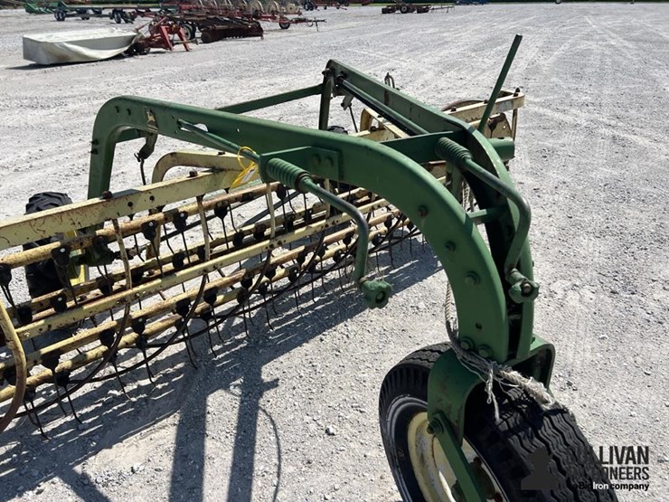 john-deere-670-image-13