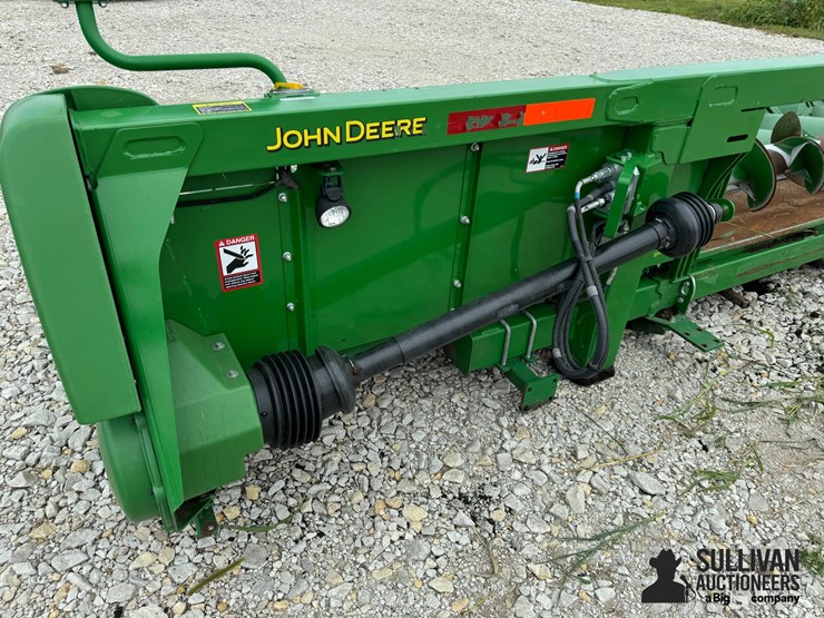 2018-john-deere-708c-image-19