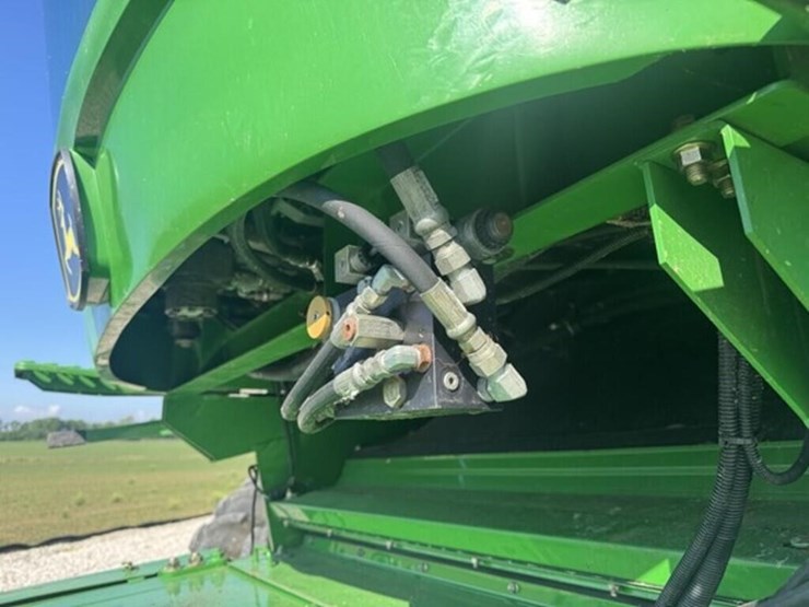 2007-john-deere-9760-sts-image-11