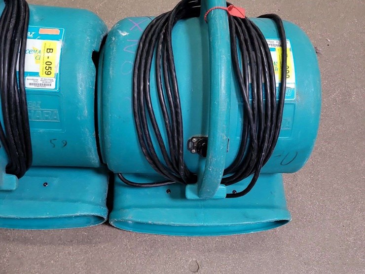 2)-dri-eaz-sahara-turbo-dryers-model:-f351-sm-image-3