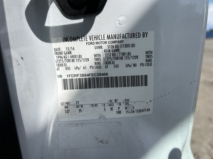 2015-ford-f350-sd-image-15