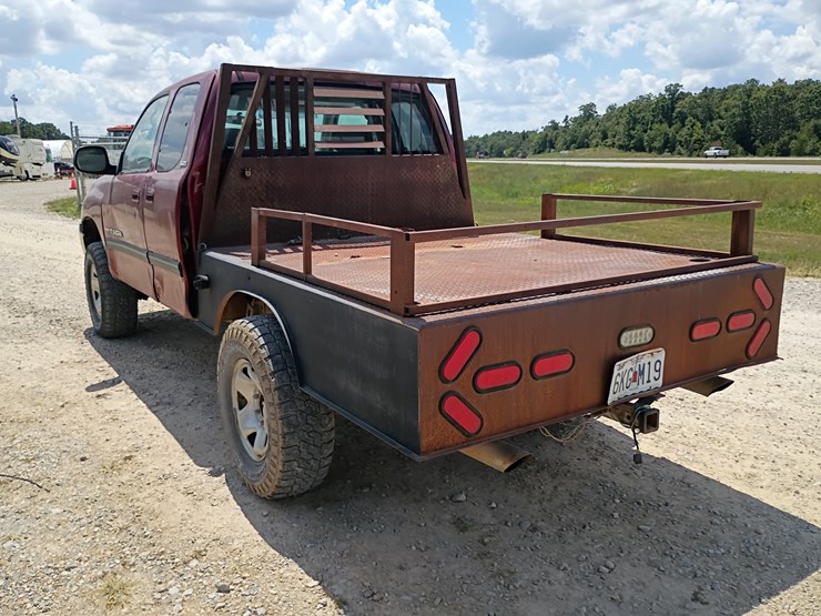 2002-toyota-tundra-image-5