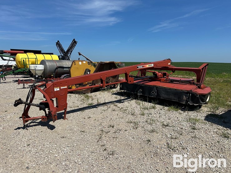hesston-1340-image-1