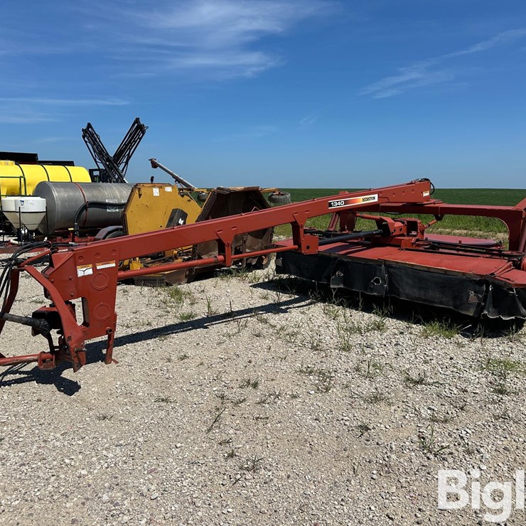 HESSTON 1340
