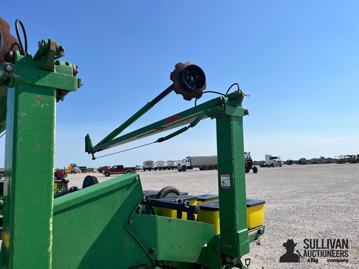 john-deere-7200-image-20