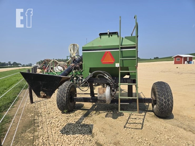 john-deere-7000-image-16