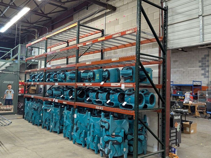 (3)-8-ft-sections-of-large-heavy-duty-pallet-racking-12-ft-tall-x-8-ft-x-3.5-ft-sections-image-1