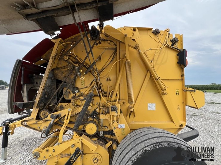 2022-new-holland-roll-belt-560-image-16