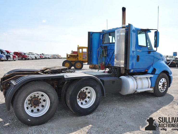 2011-international-prostar-image-5