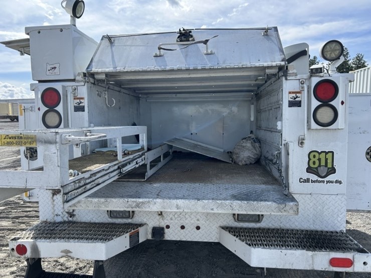 2015-ford-f350-sd-image-31