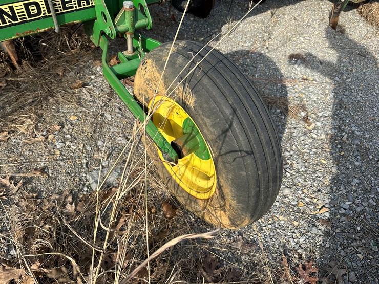 john-deere-1720-image-31