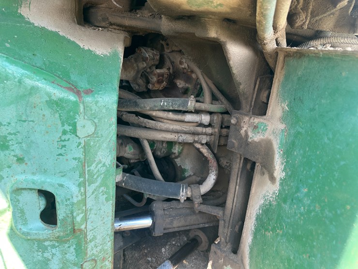 1976-john-deere-8430-image-15