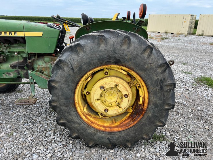 john-deere-2640-image-11
