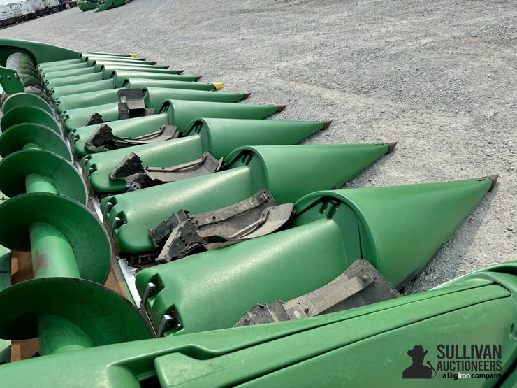 2013-john-deere-612c-image-14