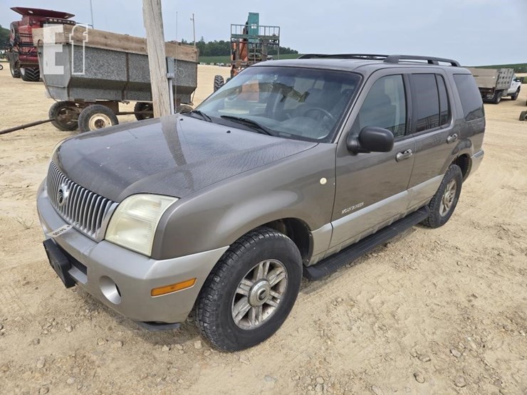 2002-mercury-mountaineer-image-3