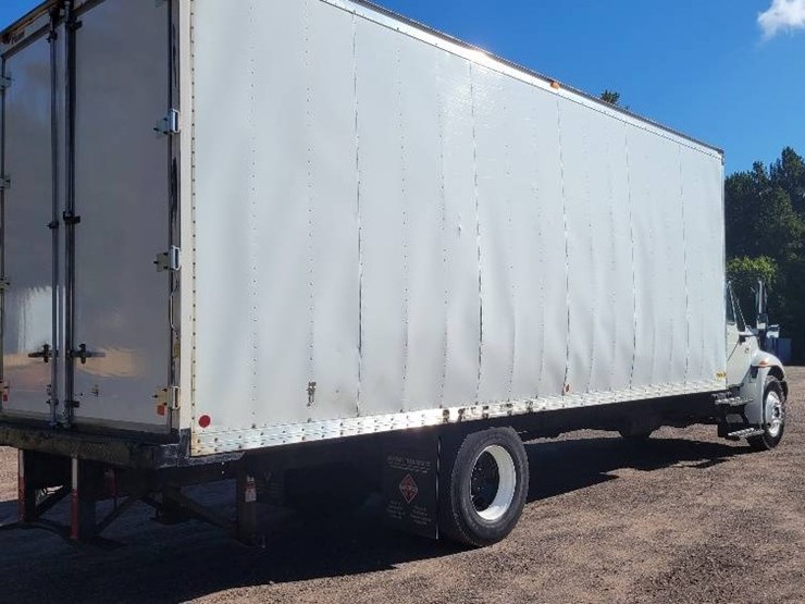 2007-international-durastar-4200-image-10