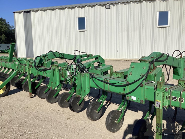 john-deere-856-image-14