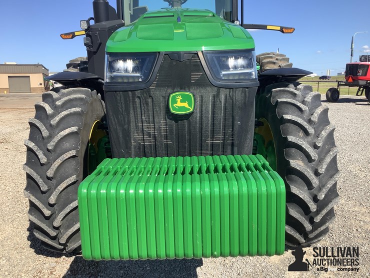 2023-john-deere-8r-250-image-10