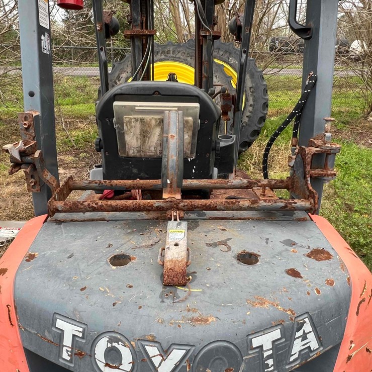 TOYOTA 6FGU25