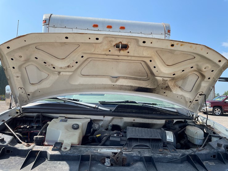 2004-chevrolet-express-g3500-image-43