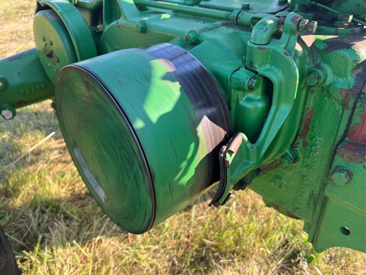 john-deere-b-image-31