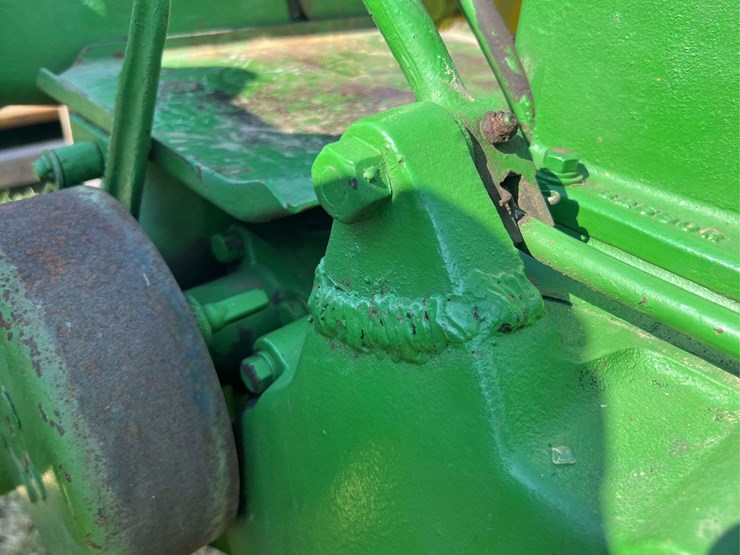 john-deere-b-image-35