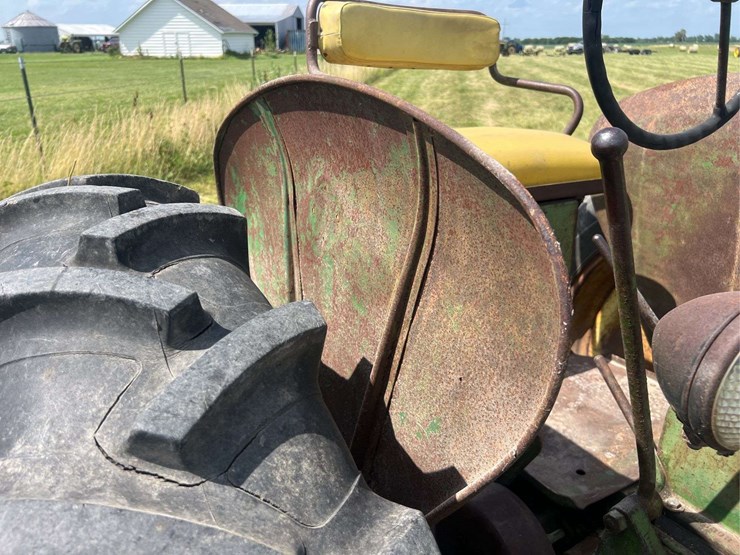 1951-john-deere-b-image-48