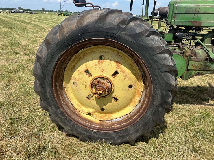 1953-john-deere-g-image-38