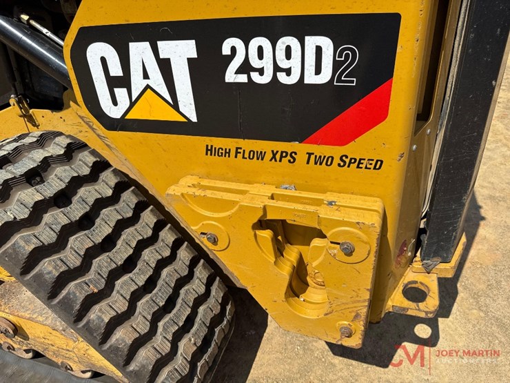 2019-caterpillar-299d2-xps-image-9