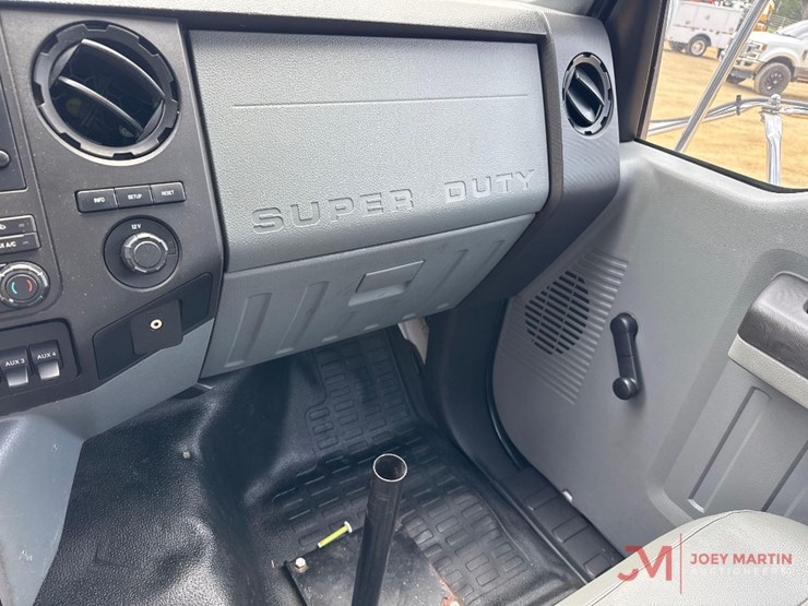 2015-ford-f750-xl-image-27